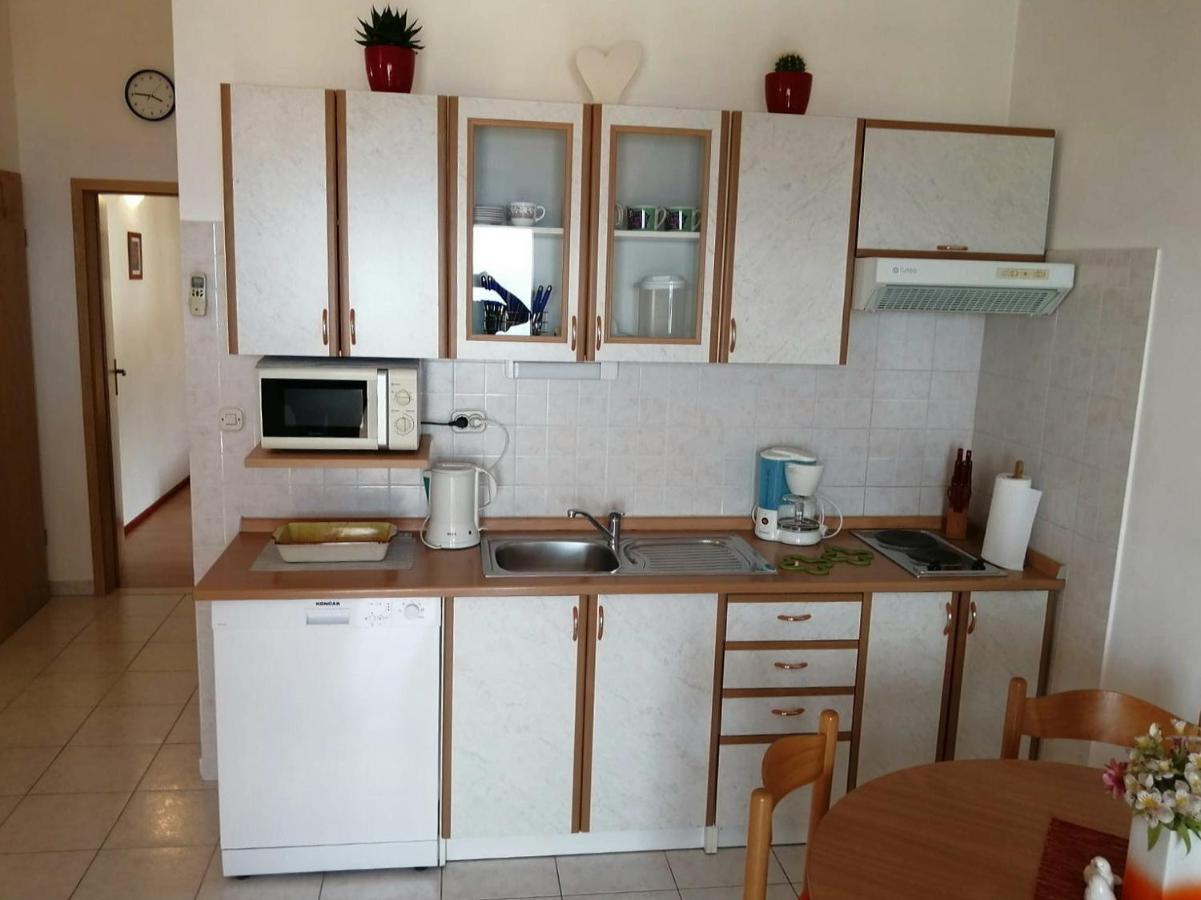 Apartments Borovina Bol Ngoại thất bức ảnh